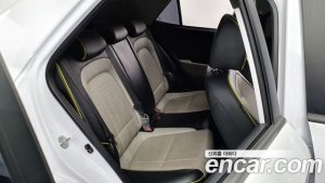 Hyundai Venue 1.6 Flux 2020 года из Южной Кореи