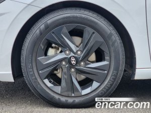 Hyundai AVANTE 1.6 2021 года из Южной Кореи