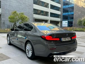 BMW 5-Series 530e Luxury 2021 года из Южной Кореи