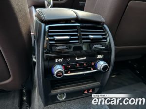 BMW 5-Series 530e Luxury 2021 года из Южной Кореи