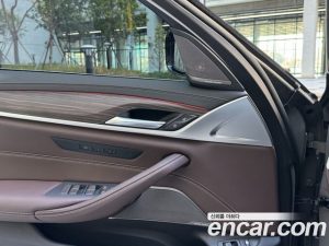BMW 5-Series 530e Luxury 2021 года из Южной Кореи