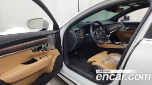Volvo S90 T8 AWD Inscription 2021 года из Южной Кореи