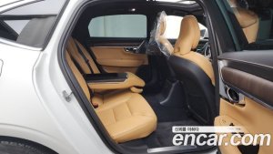 Volvo S90 T8 AWD Inscription 2021 года из Южной Кореи
