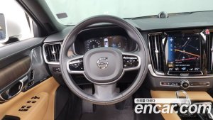 Volvo S90 T8 AWD Inscription 2021 года из Южной Кореи