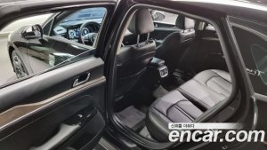 Kia K5 2.0 2021 года из Южной Кореи
