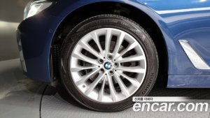 BMW 5-Series 523d xDrive Luxury 2021 года из Южной Кореи