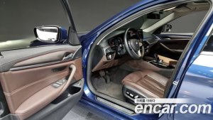 BMW 5-Series 523d xDrive Luxury 2021 года из Южной Кореи