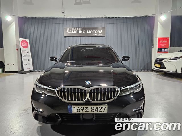 BMW 3-Series 320d Luxury 2021 года из Кореи