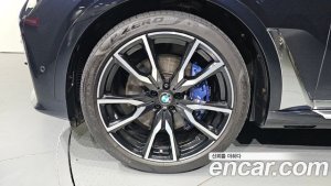 BMW X7 xDrive 30d M Sport 6인승 2020 года из Южной Кореи
