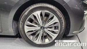 Kia K8 2.5 Бензин 2WD 2022 года из Южной Кореи