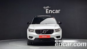 Volvo XC40 B4 R-디자인 2021 года из Южной Кореи