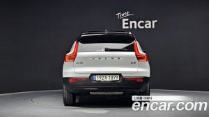 Volvo XC40 B4 R-디자인 2021 года из Южной Кореи