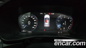 Volvo XC40 B4 R-디자인 2021 года из Южной Кореи