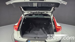 Volvo XC40 B4 R-디자인 2021 года из Южной Кореи