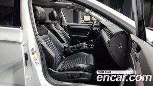 Volkswagen Passat 2.0 TDI Prestige 2021 года из Южной Кореи