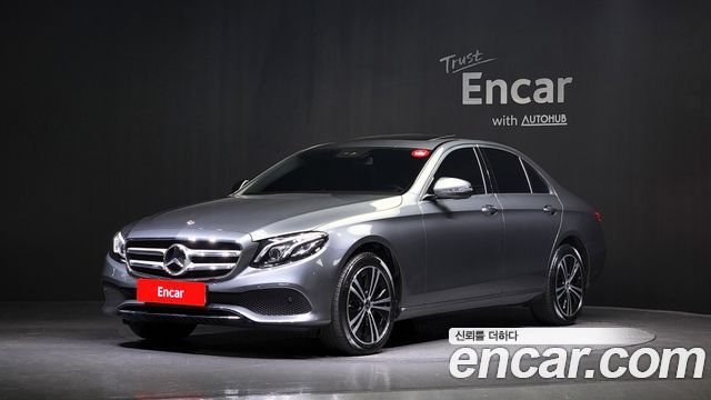 Mercedes-Benz E-Class E220d Avantgarde 2020 года из Кореи