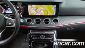 Mercedes-Benz E-Class E220d Avantgarde 2020 года из Южной Кореи