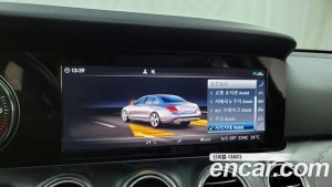 Mercedes-Benz E-Class E220d Avantgarde 2020 года из Южной Кореи