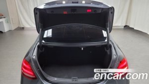 Mercedes-Benz E-Class E220d Avantgarde 2020 года из Южной Кореи