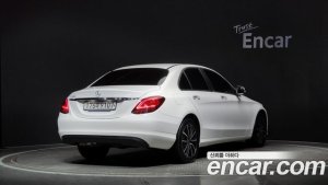 Mercedes-Benz C-Class C200 2020 года из Южной Кореи