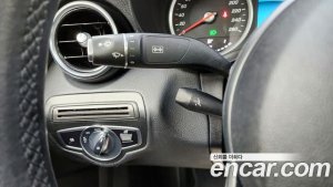 Mercedes-Benz C-Class C200 2020 года из Южной Кореи