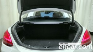 Mercedes-Benz C-Class C200 2020 года из Южной Кореи