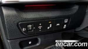 Kia Niro 1.6 HEV 2020 года из Южной Кореи