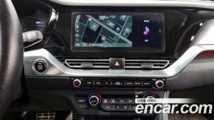 Kia Niro 1.6 HEV 2020 года из Южной Кореи