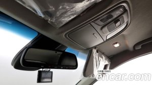 Kia Niro 1.6 HEV 2020 года из Южной Кореи