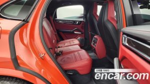 Porsche Cayenne 4.0 Turbo Coupe 2020 года из Южной Кореи