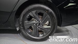 Hyundai AVANTE Modern 2021 года из Южной Кореи
