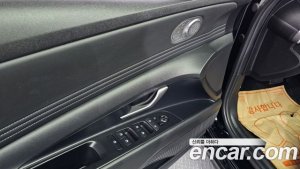 Hyundai AVANTE Modern 2021 года из Южной Кореи