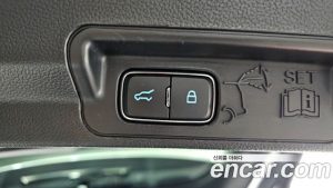 Ford Explorer 2.3 Limited 4WD 2020 года из Южной Кореи