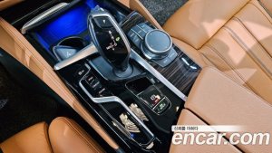 BMW 5-Series 520i Luxury 2021 года из Южной Кореи