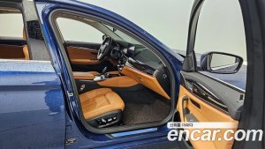 BMW 5-Series 520i Luxury 2021 года из Южной Кореи