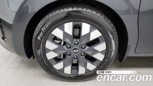 Hyundai Staria 4WD Lounge 7-Seater 2022 года из Южной Кореи