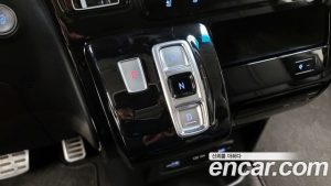 Hyundai Staria 4WD Lounge 7-Seater 2022 года из Южной Кореи