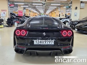 Ferrari 812 6.5 V12 2020 года из Южной Кореи