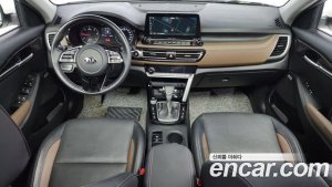 Kia Seltos Дизель 1.6 2WD 2022 года из Южной Кореи