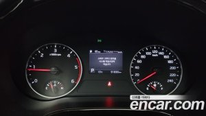 Kia Seltos Дизель 1.6 2WD 2022 года из Южной Кореи
