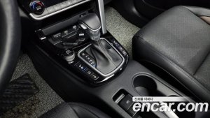 Kia Seltos Дизель 1.6 2WD 2022 года из Южной Кореи