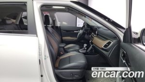 Kia Seltos Дизель 1.6 2WD 2022 года из Южной Кореи
