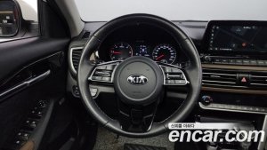 Kia Seltos Дизель 1.6 2WD 2022 года из Южной Кореи