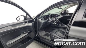 Kia K5 2.0 2021 года из Южной Кореи