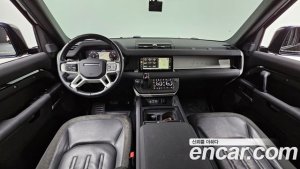 Land Rover Defender 110 D240 S 2020 года из Южной Кореи