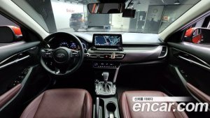 Kia Seltos Бензин 1.6 Turbo 2WD 2022 года из Южной Кореи