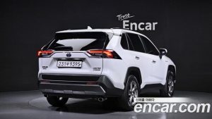 Toyota RAV4 2.5 4WD HYBRID 2021 года из Южной Кореи