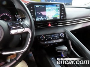 Hyundai AVANTE 1.6 2021 года из Южной Кореи