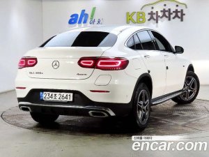 Mercedes-Benz GLC-Class GLC300e 4MATIC Coupe 2020 года из Южной Кореи