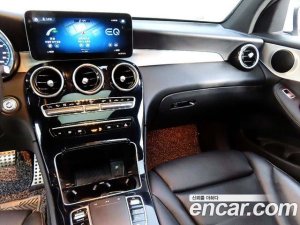 Mercedes-Benz GLC-Class GLC300e 4MATIC Coupe 2020 года из Южной Кореи